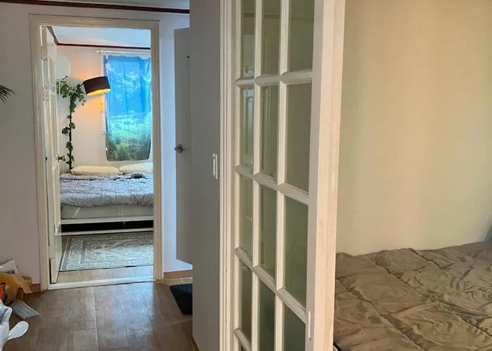 Apartamento 신논현역 숙소10 Minutes From Sinnonhyeon Station Foreigners, Long Term Guests, And Students Welcome *